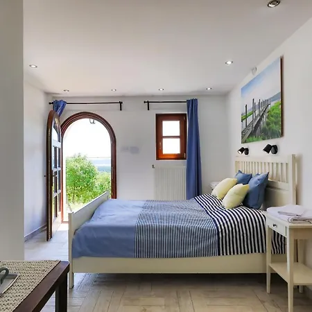 Kisleshegy Vendeghaz Villa *