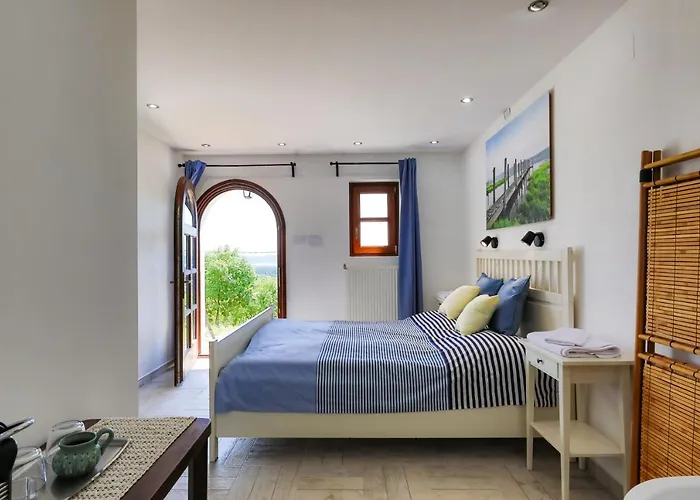 Kisleshegy Vendeghaz Villa *