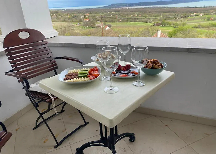 וילה Kisleshegy Vendeghaz