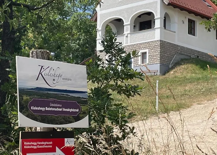 Kisleshegy Vendeghaz Villa